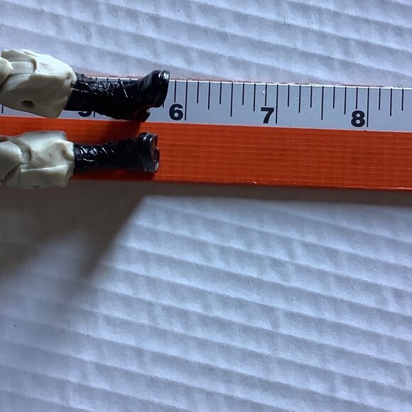 Hasbro Ghostbusters Winston Zeddemore Action Figure 5.75” Collectible Toy - Picture 6 of 6